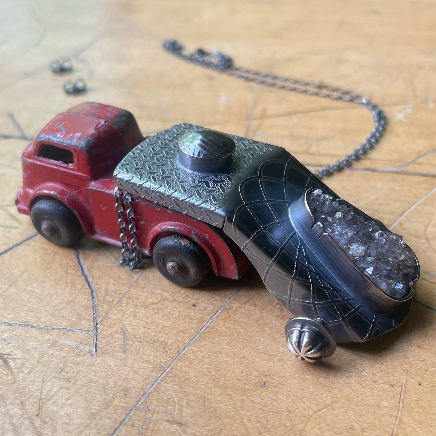 It’s fine, I’ll pull the trailer- pendant and earrings
