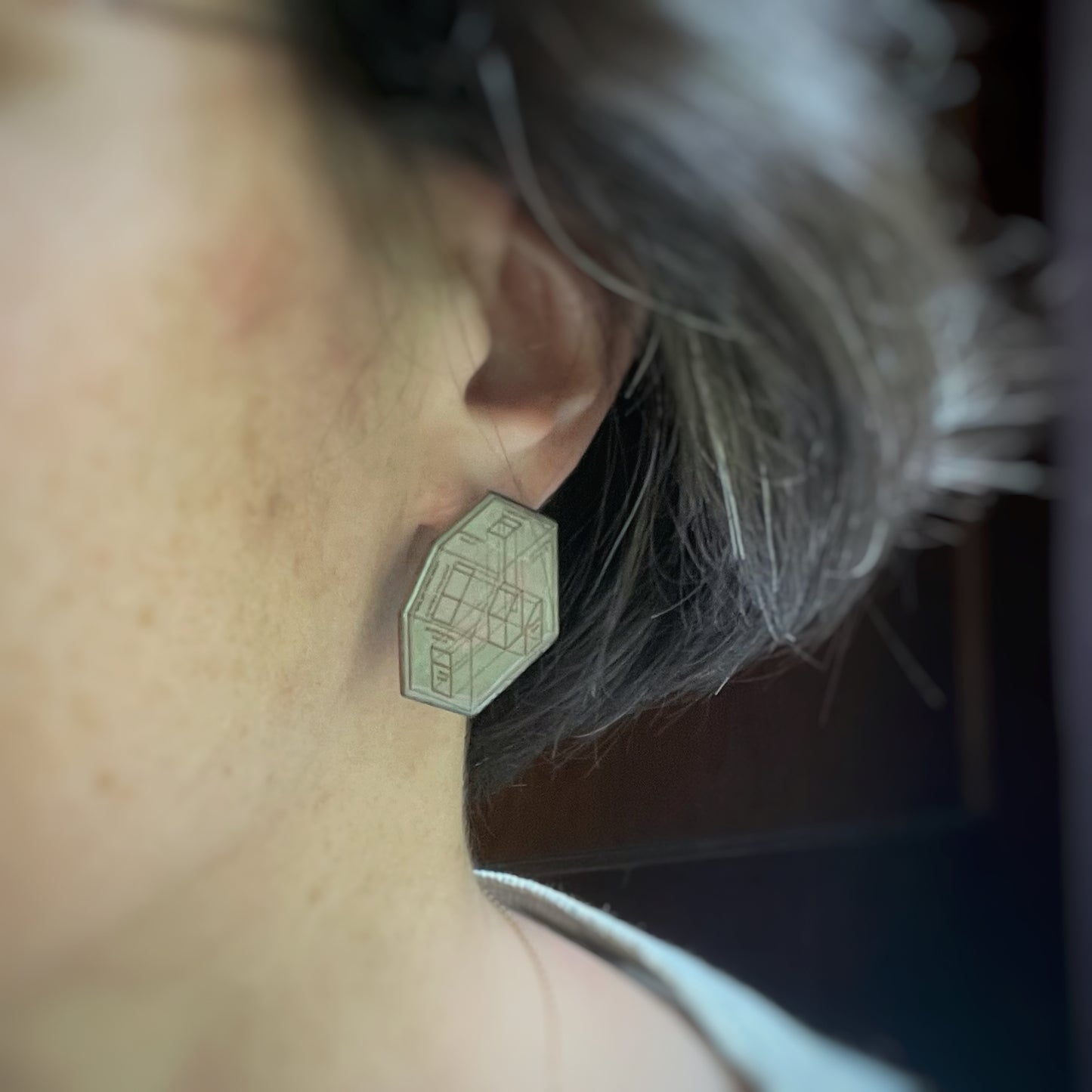 Enamel post earrings